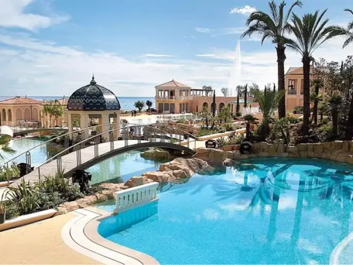 monte-carlo-bay-hotel-resort